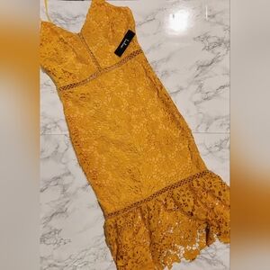 Lulus Medium Yellow Lace Midi Dress